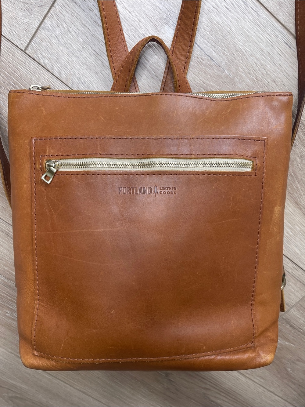 Portland Leather Tan Leather Zip-Front Tote Backpack - Picture 2 of 15